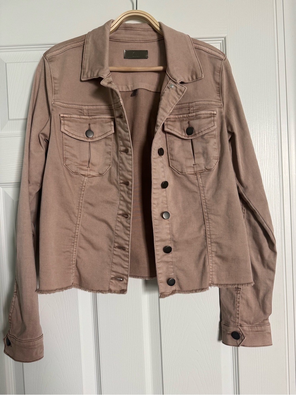 Like-New Kut from the Kloth Kara Denim Jacket Large Dusty Pink Frayed Hem | L